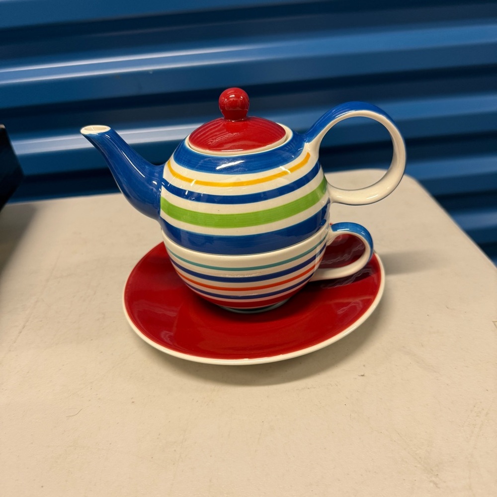 Whittaker Tea For One Colorful Striped Teapot with Red Saucer